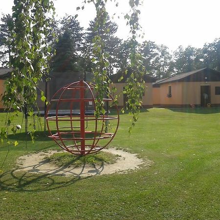 Sportcentrum Dvorak Hluboka nad Vltavou Exterior photo