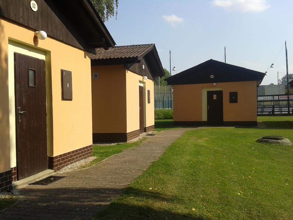 Sportcentrum Dvorak Hluboka nad Vltavou Exterior photo